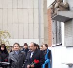       :     .  . (  . : &quot;  -   .   ,        ,  ,   &quot;.) 2013, 18 .   .