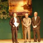   ,  100-     : . ,  ,  . , 2015, 15 .